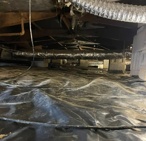 Crawl space encapsulation and duct sealing service to prevent moisture and foundation damage in Murray KY